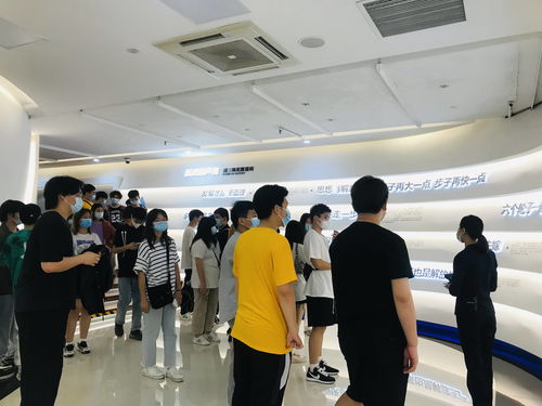 廣州涉外經(jīng)濟(jì)職業(yè)技術(shù)學(xué)院藝術(shù)設(shè)計(jì)專業(yè)實(shí)踐考察之旅 文化藝術(shù)交流策劃